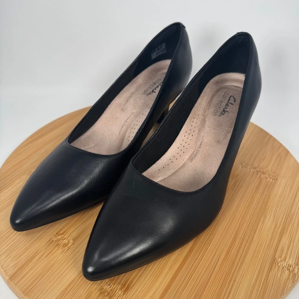 Clarks Black Leather Pointed Toe Kitten Heel Pumps Womens Size 9.5M | Work